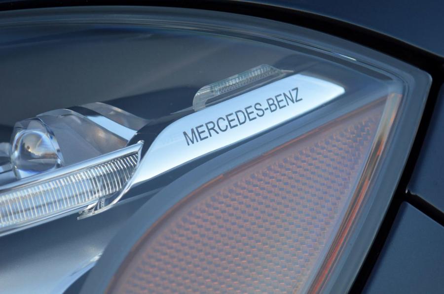  Mercedes-Benz E350 4Matic Sedan 2014 года  (фото 2 из 40)